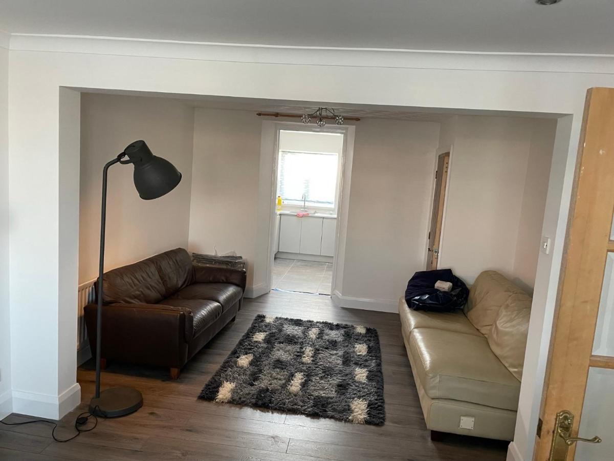 Enfield Street House Behind Portstewart Promenade With Partial Sea View From Front 3 Bed Sleeps 7 Villa Eksteriør billede