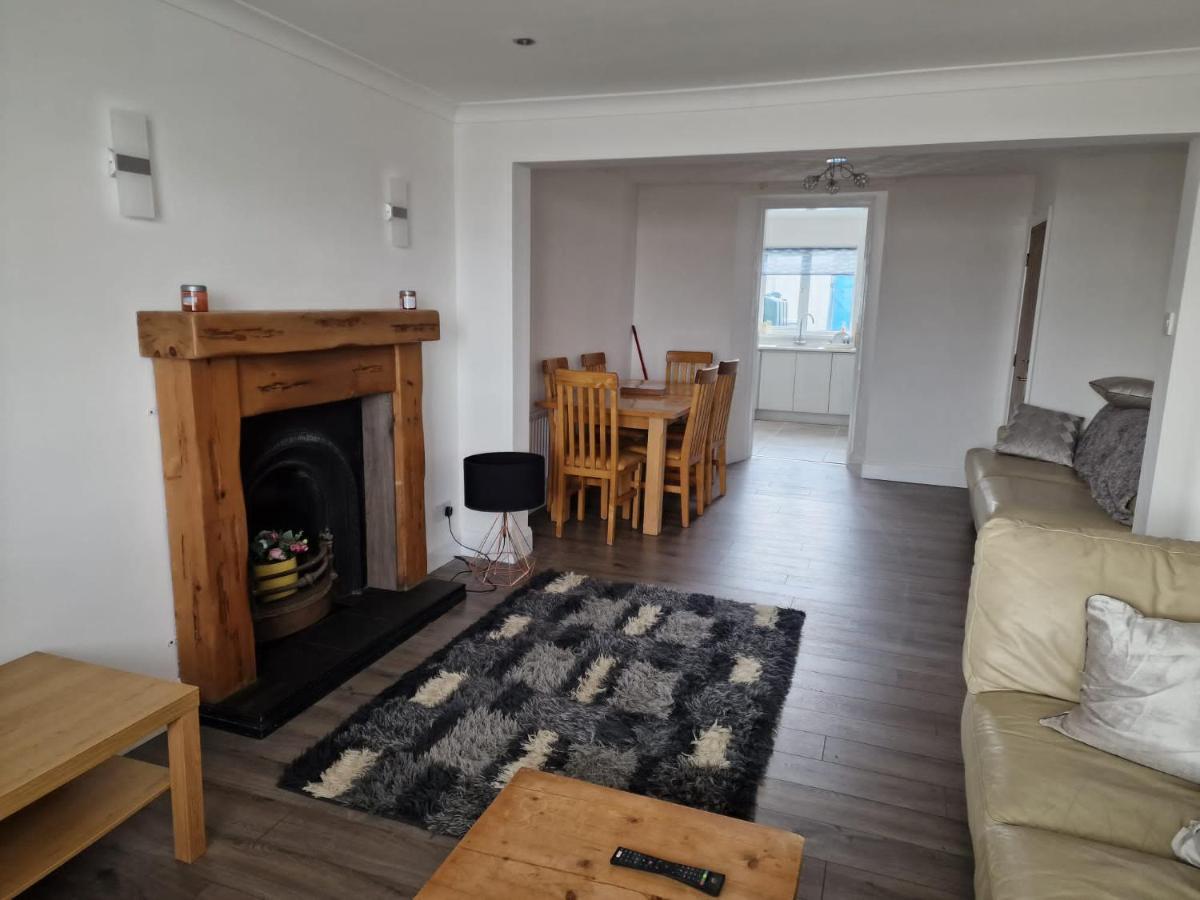 Enfield Street House Behind Portstewart Promenade With Partial Sea View From Front 3 Bed Sleeps 7 Villa Eksteriør billede